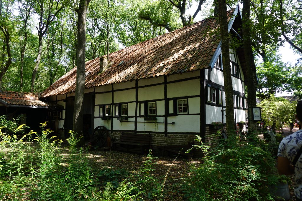 Nonke Buusjke woonhuis