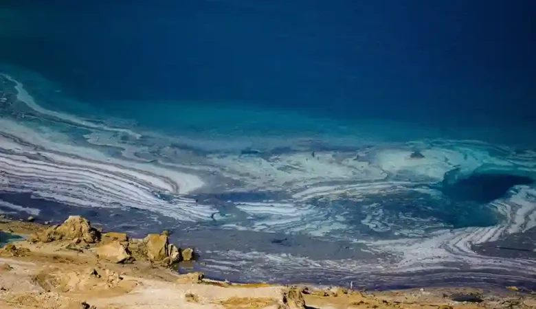De Dode Zee verdwijnt, hoe komt dat en waarom is deze zo zout