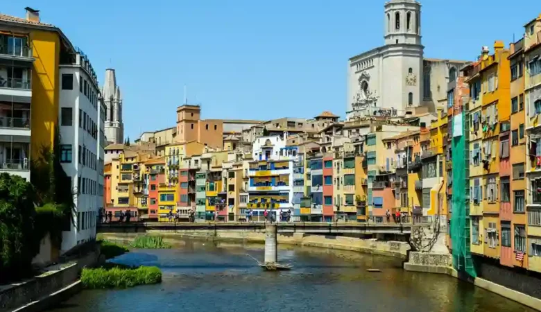 Een stedentrip naar Girona in Spanje, is deze stad de moeite waard